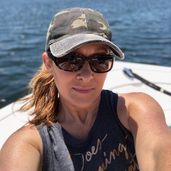 Meet your Posher, Kelli - Picture 1 of 1